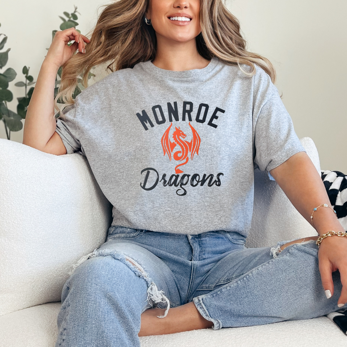 Monroe Dragons W/ Dragon